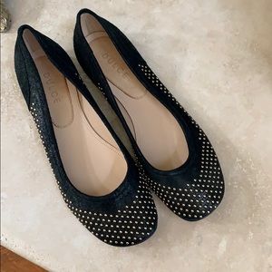 Ballet flats